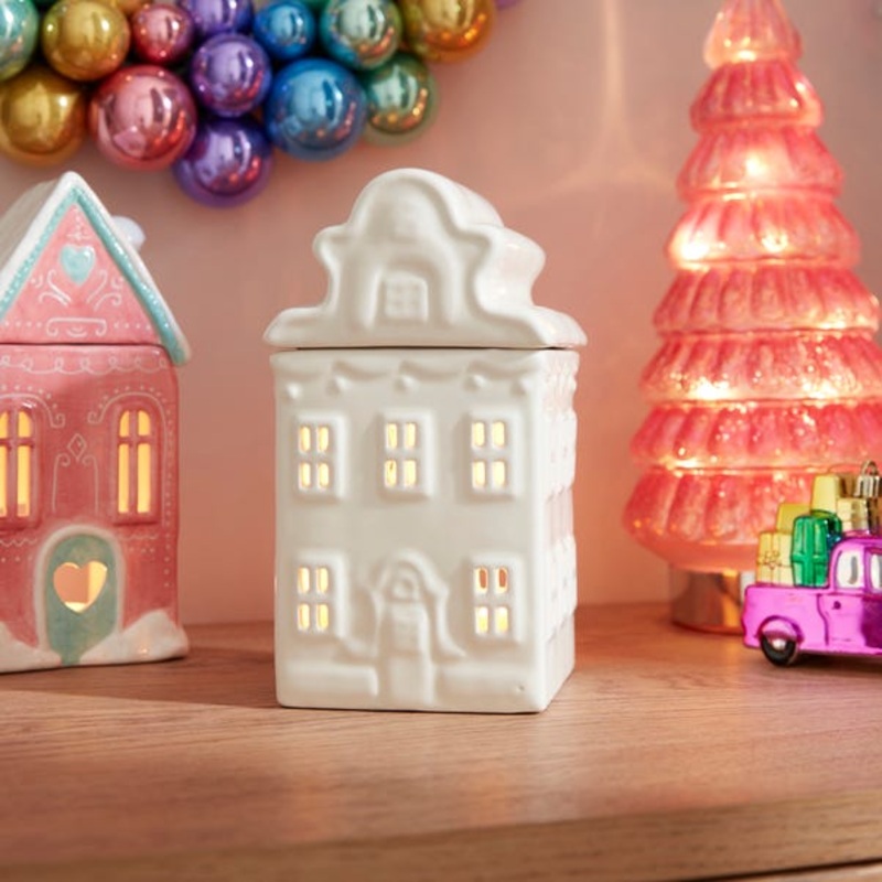 Townhouse Wax Burner & Cinnamon Wax Melts Set