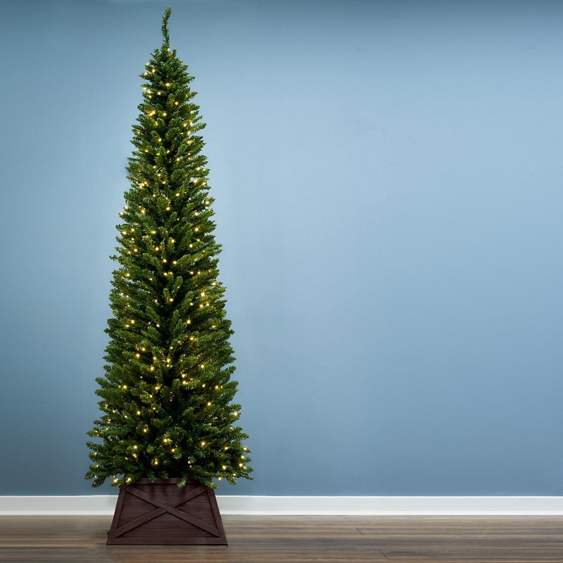 The Pre-lit 8ft Green Italian Pencilimo Tree with hinged branches