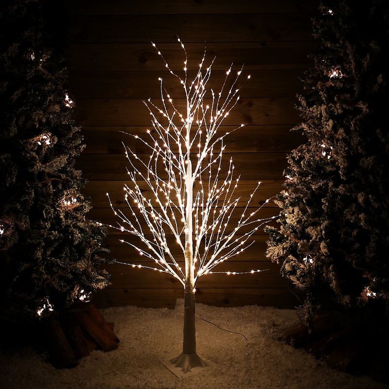 4ft (1.2m) White Modelling Micro Dot Tree with 500 Twinkling LEDs in Warm white