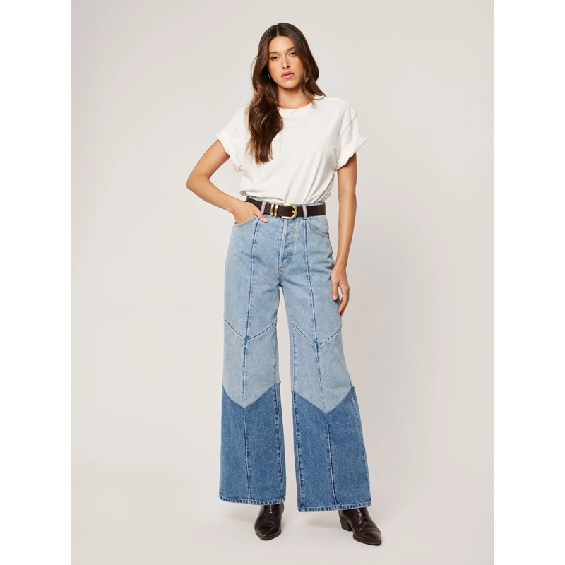 Studio Flare Chevron: Light Vintage Indigo