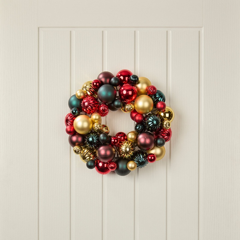 30cm Bauble Christmas wreath – Gold, Green & Red