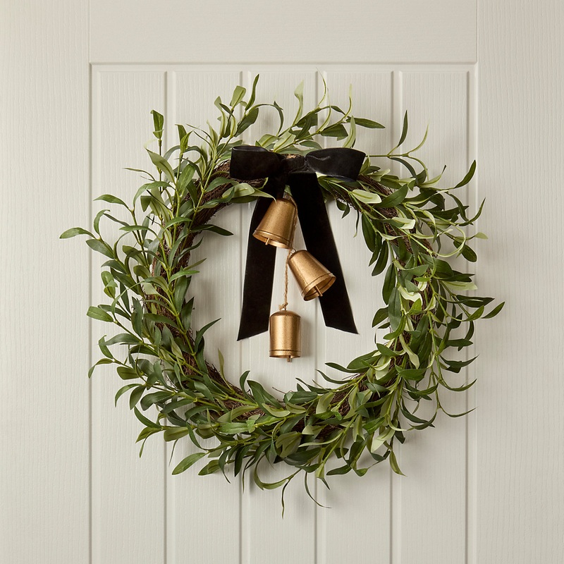 50cm Laurel Christmas wreath with Black Bow – Green