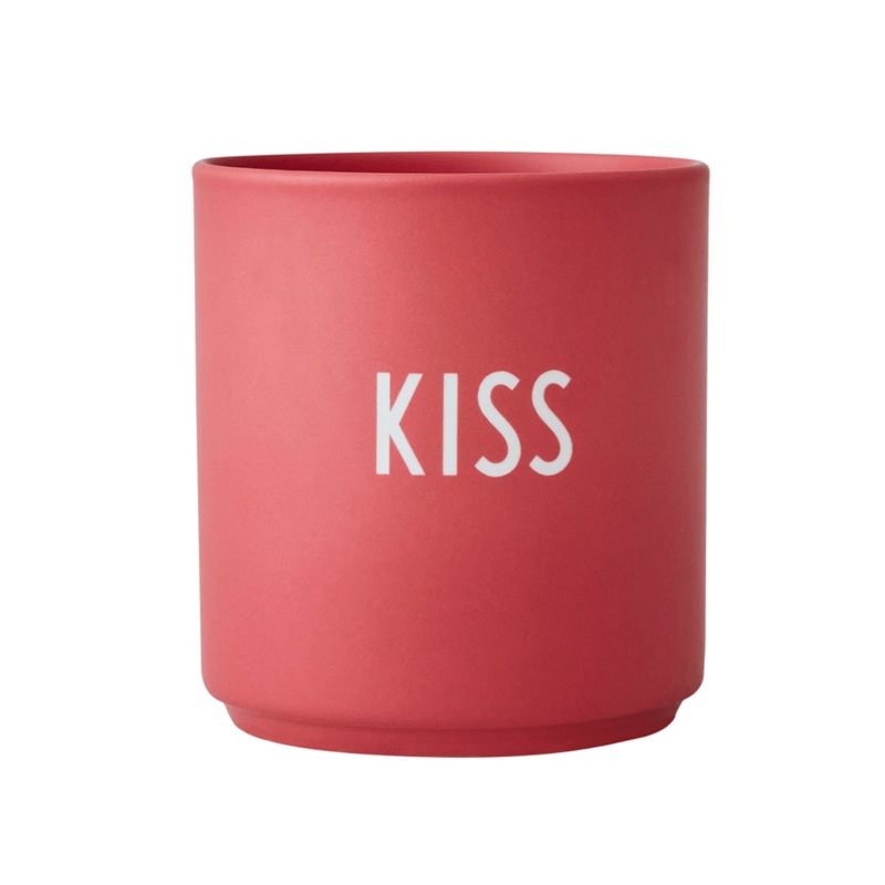 “Kiss” Porcelain Mug