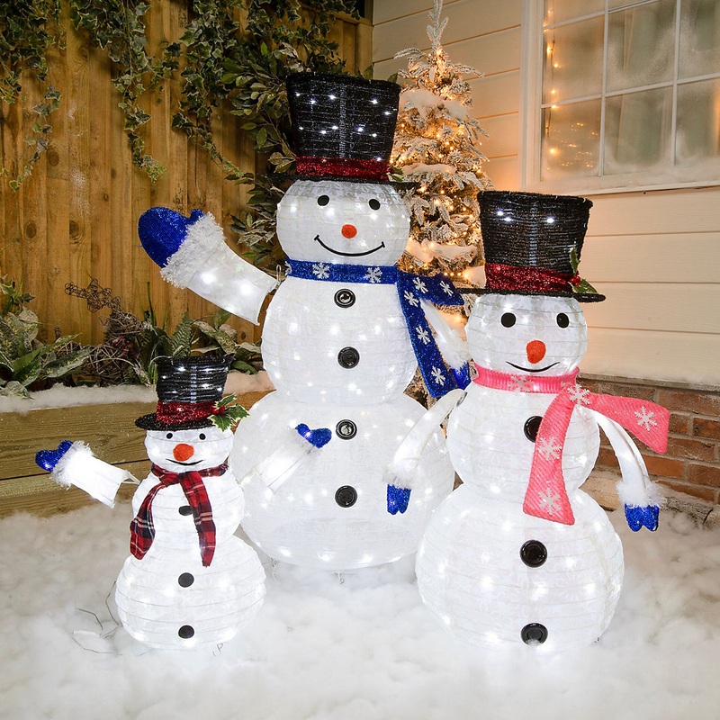 Christmas Pop-Up Set of 3 Snowman Family with 270 White LED Lights